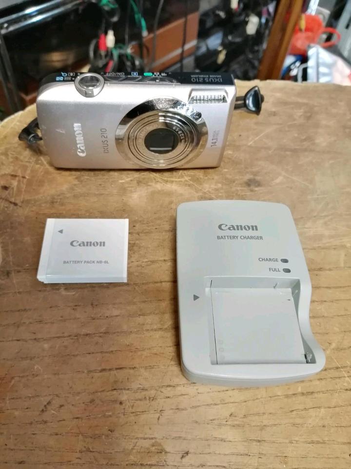 CANON IXUS 210, Digital-Kamera mit Zubehör!! guter Zustand!!