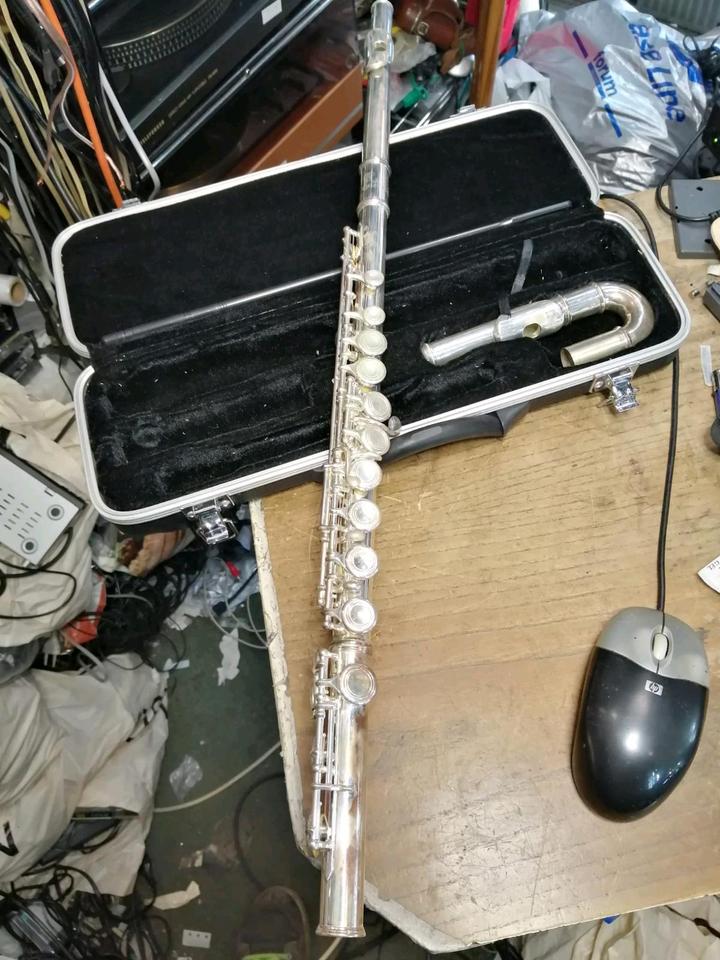 QUERFLÖTE R. S. Reichelt, mit einem Koffer, guter Zustand!!!