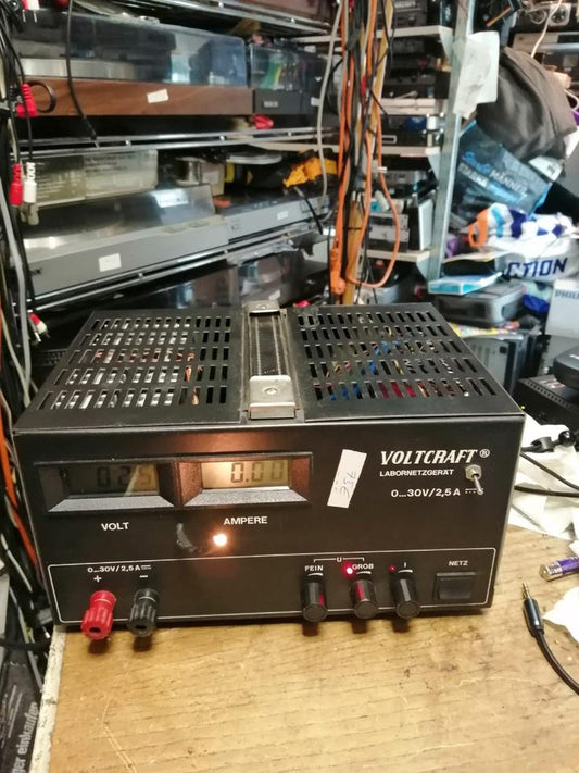 VOLTCRAFT Labornetzgerät Ob... 30V/2, A, guter Zustand!!!