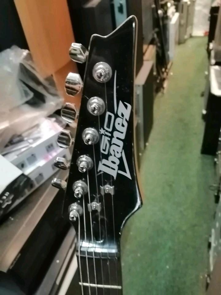 IBANEZ GIO, E-Gitarre, made in China, guter Zustand!!