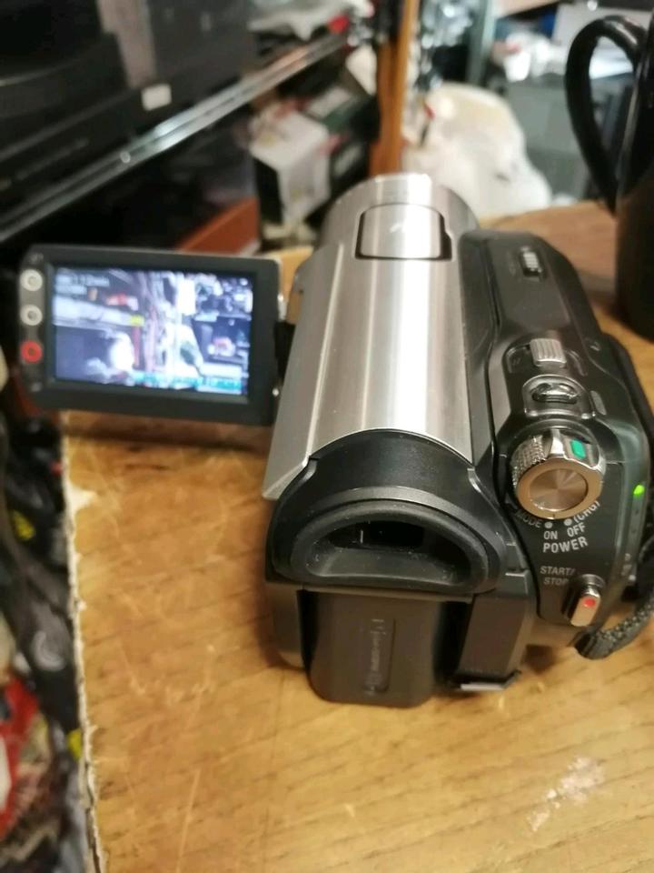 SONY HDR-HC5E, MiniDV-Videocamera + Zubehör, OHNE Speicherkarte!!