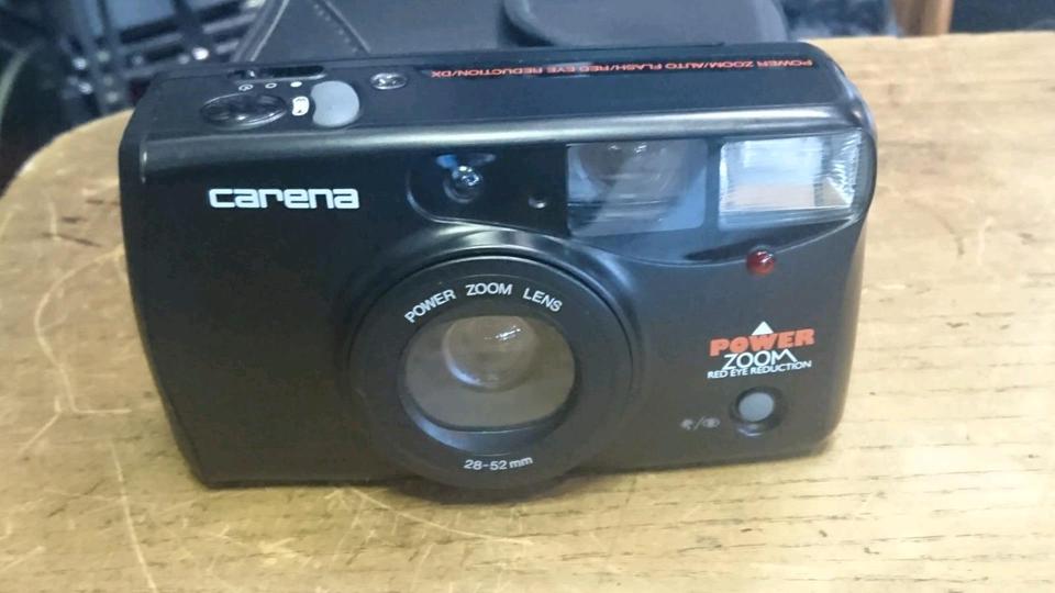 CARENA Power Zoom, Analog-Kamera mit Tasche