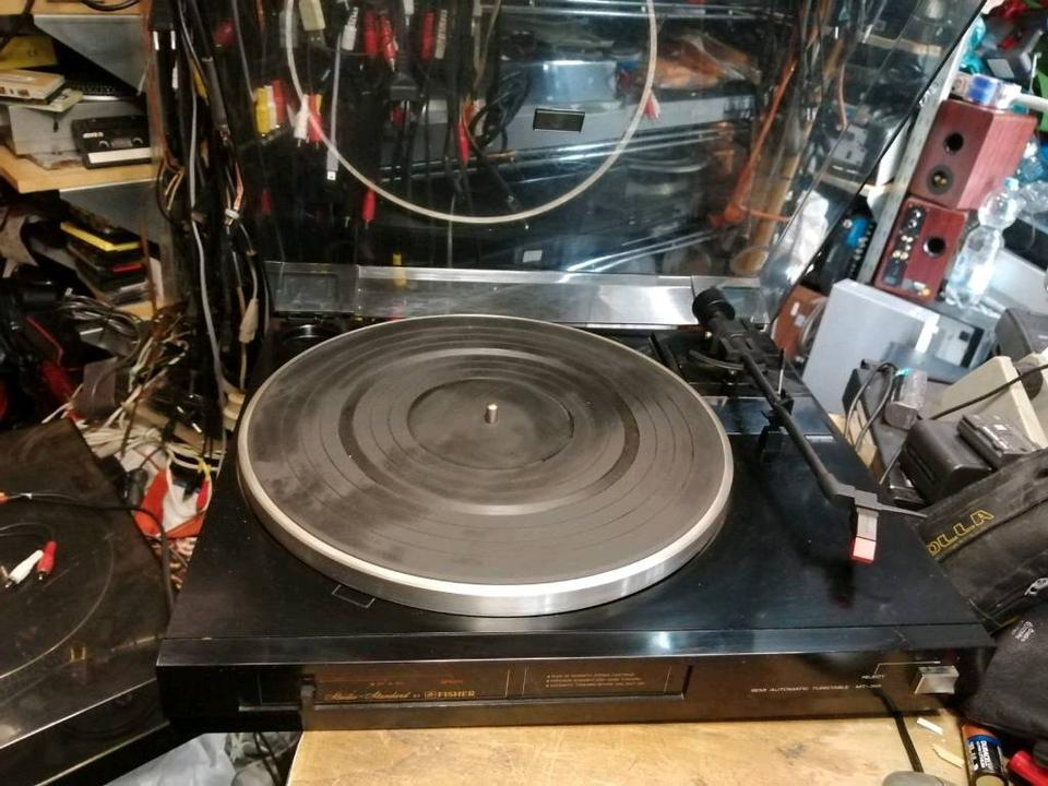 FISHER MT-35R Stereo Plattenspieler, guter Zustand!!!
