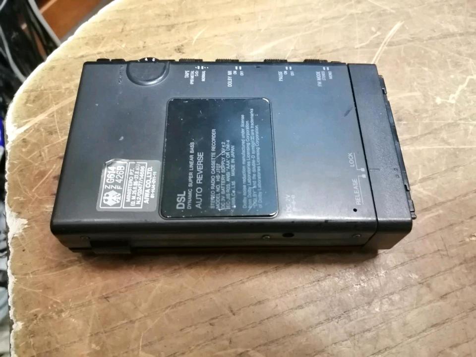 AIWA HS-J707, Walkman mit Batterie-Fach, DEFEKT!!!