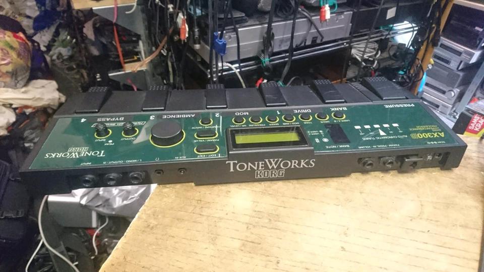 KORG Tone Works AX300B, Effekt-Gerät