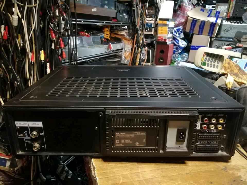 SONY SLV-E9VC, Videocassettenrecorder, DEFEKT!!!