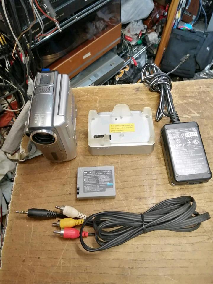 SONY DCR-PC109E, MiniDV-Videocamera mit Zubehör, guter Zustand!!  XXXXXXX