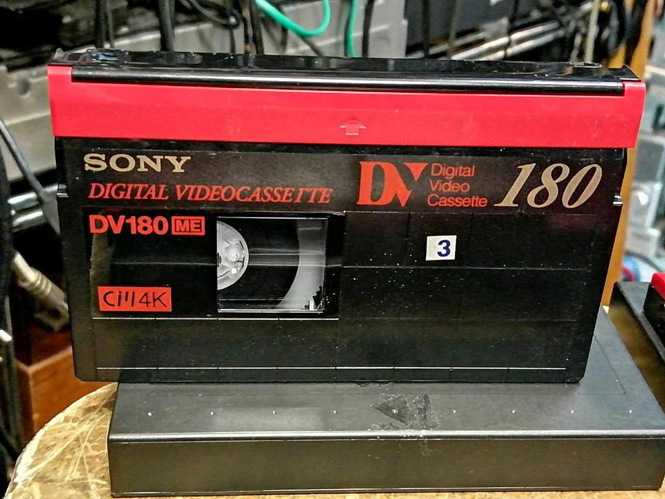 4 SONY DV180 ME, Digital Videocassetten, gebraucht!!