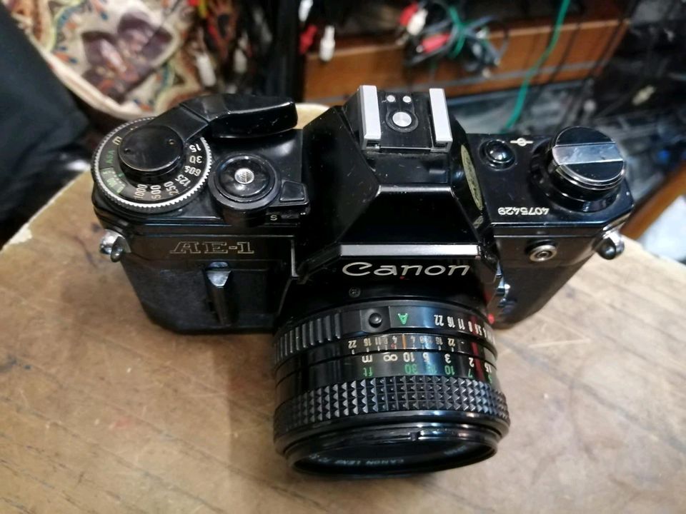 CANON AE-1, Analog-Kamera mit FD 50 mm Objektiv!