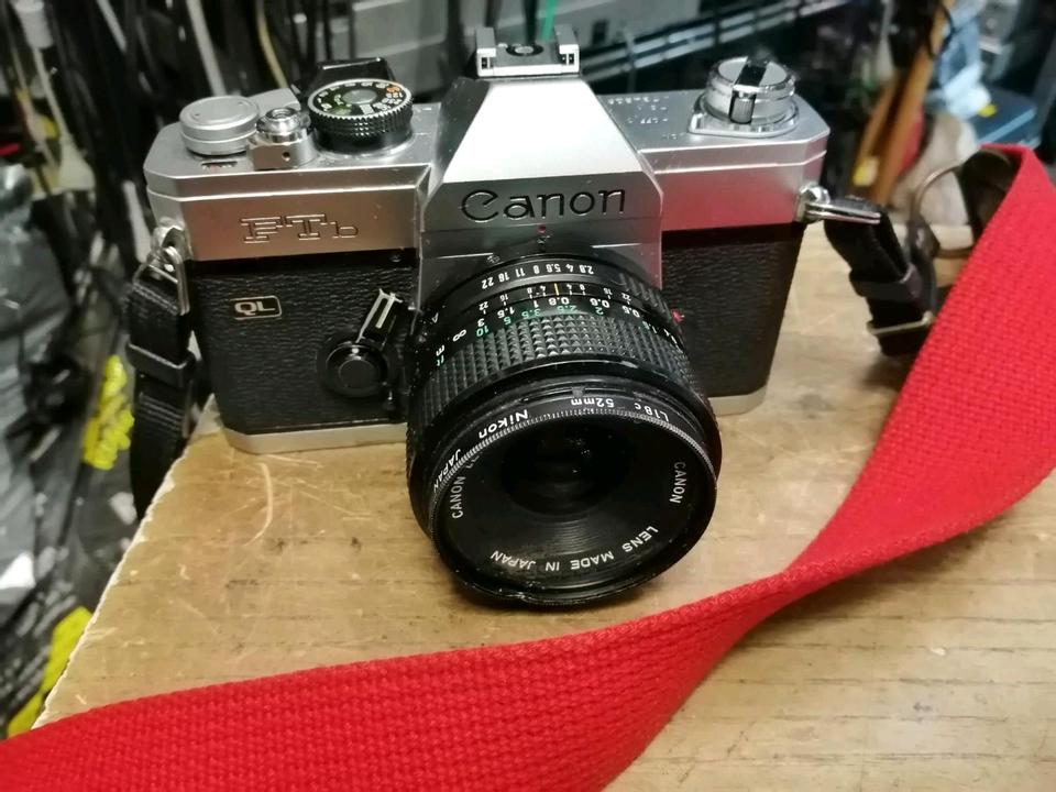 CANON FTb, Analog-Kamera und Objektiv CANON Lens FD 28 mm!!