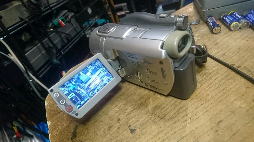 SONY DCR-DVD405E, MiniDVD-Videocamera, mit Zubehör!!