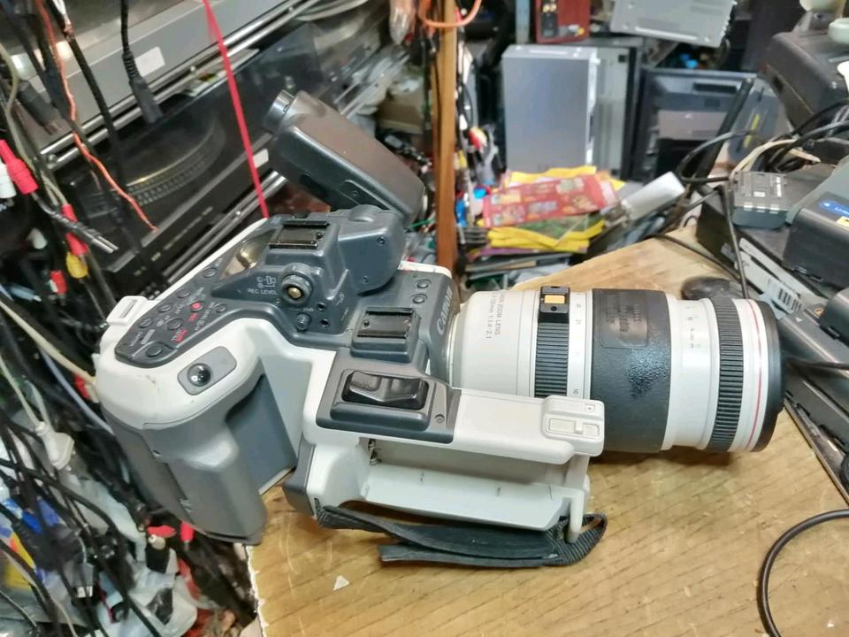 CANON CANOVISION EX1 + CANON CANOVISION A2 HI8!!