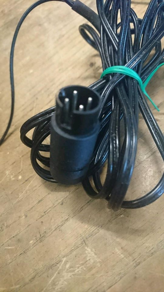 SENNHEISER HD 230, Kopfhörer, Kabel mit 5poligen Stecker