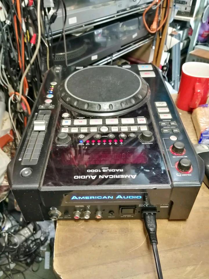 AMERICAN AUDIO Radius 1000 Midi, DJ-CD-Player, DEFEKT!!!