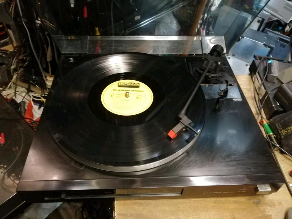 FISHER MT-35R Stereo Plattenspieler, guter Zustand!!!
