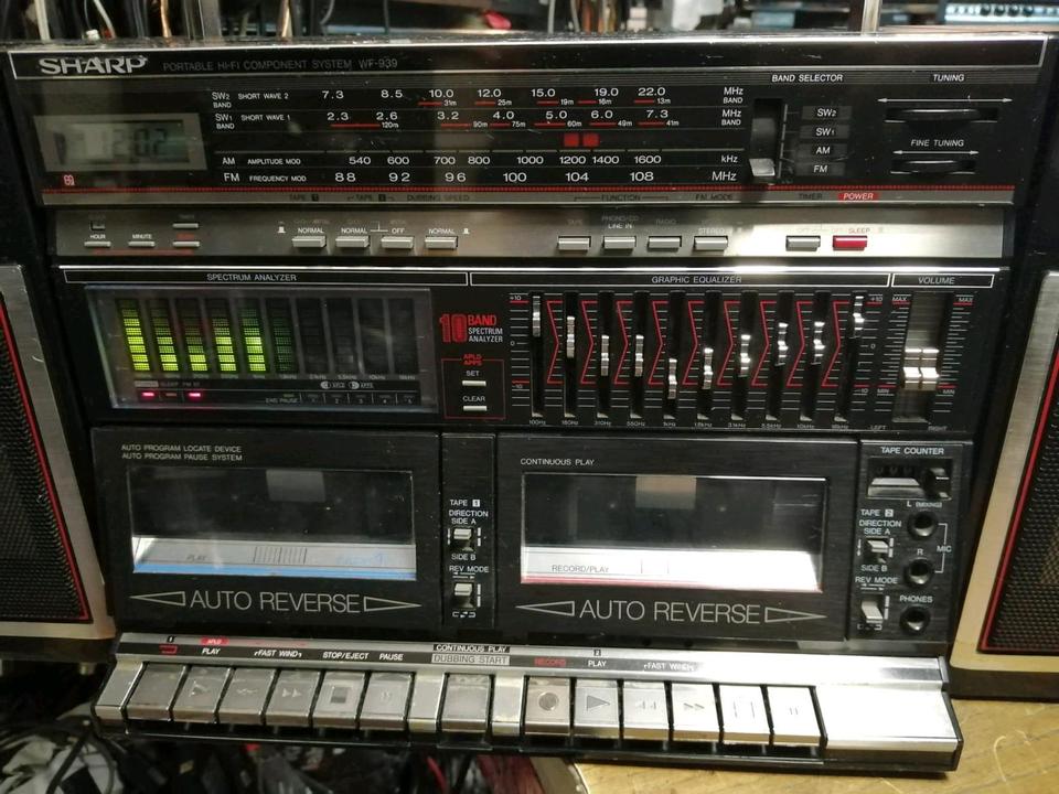SHARP WF-939Z(BK), Ghettoblaster, etwas DEFEKT!!  XXXXXXXXXX