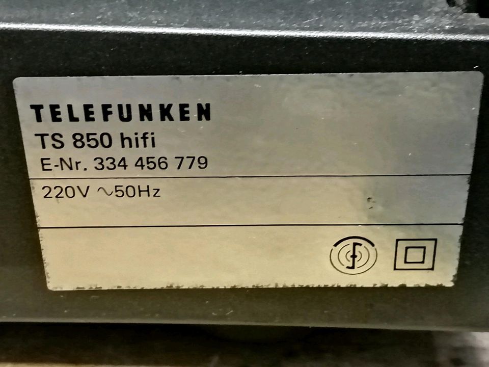 TELEFUNKEN TS 850 Plattenspieler + AUDIO-TECHNICA Nadelsystem!!