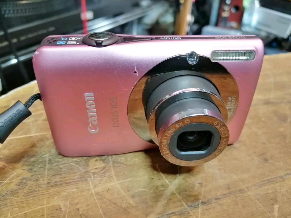 CANON IXUS 105, Digital-Kamera mit Zubehör!!