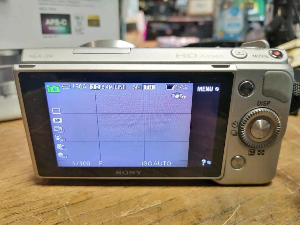 SONY Alpha NEX-5N, Digital-Kamera OHNE OBJEKTIV!! Zubehör!