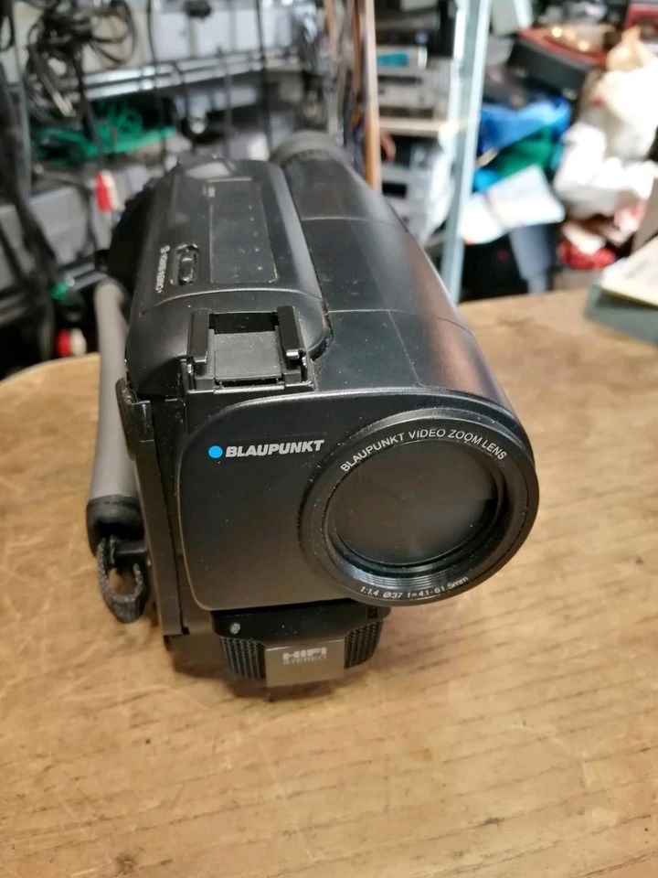 BLAUPUNKT CC-867, Videocamera Hi8 und Video 8, mit Zubehör!!!