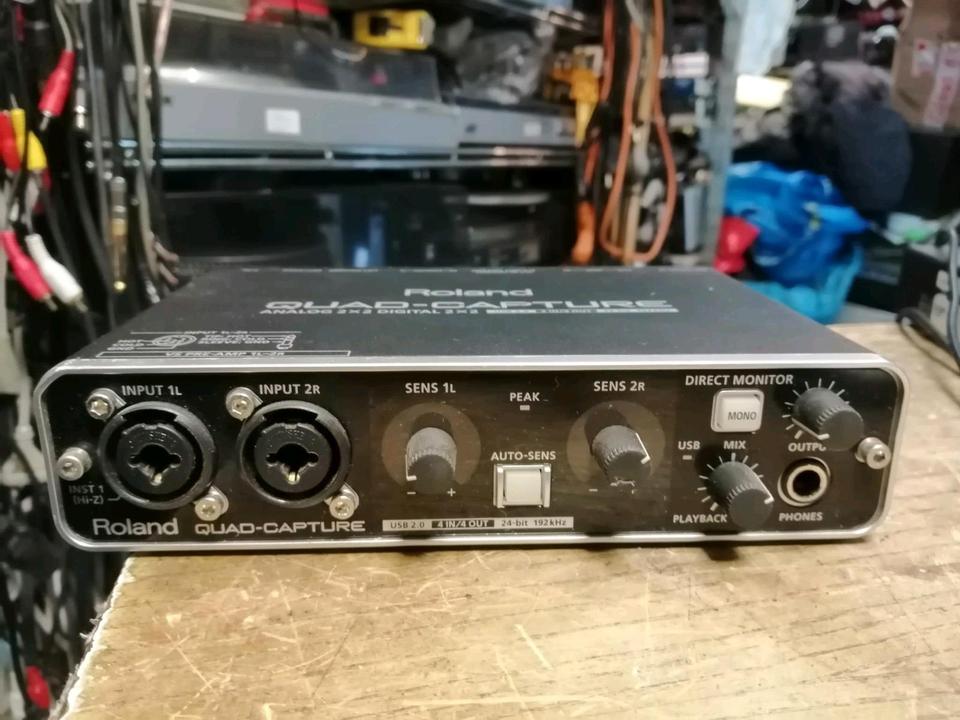 ROLAND Quad-Capture Analog 2x2 Digital 2x2!!!