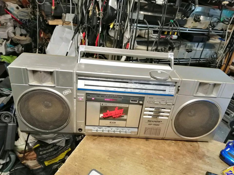 SHARP GF-7500H, Radio-Cassetten-Recorder, etwas DEFEKT!!!