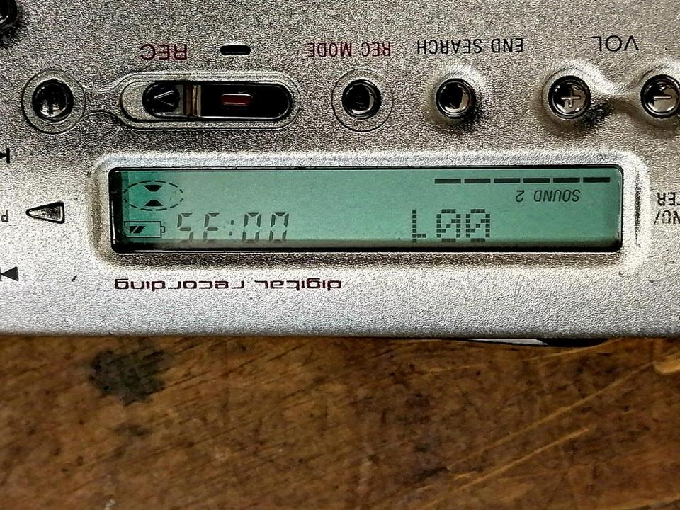 SONY MZ-R900, Portable Minidisc-Recorder mit Zubehör!!!