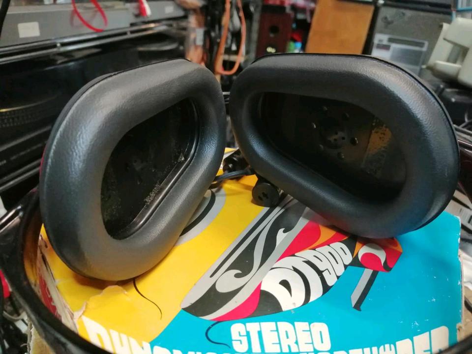 BEYERDYNAMIC DT900 Stereo Dynamic Headphones/Kopfhörer!