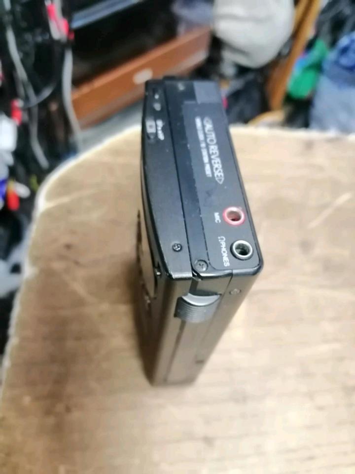 AIWA HS-J707, Walkman mit Batterie-Fach, DEFEKT!!!