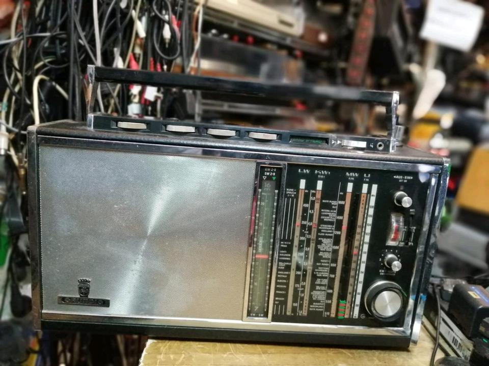 GRUNDIG Satellit Transistor 6001, Radio!!