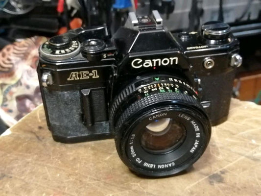 CANON AE-1, Analog-Kamera mit FD 50 mm Objektiv!