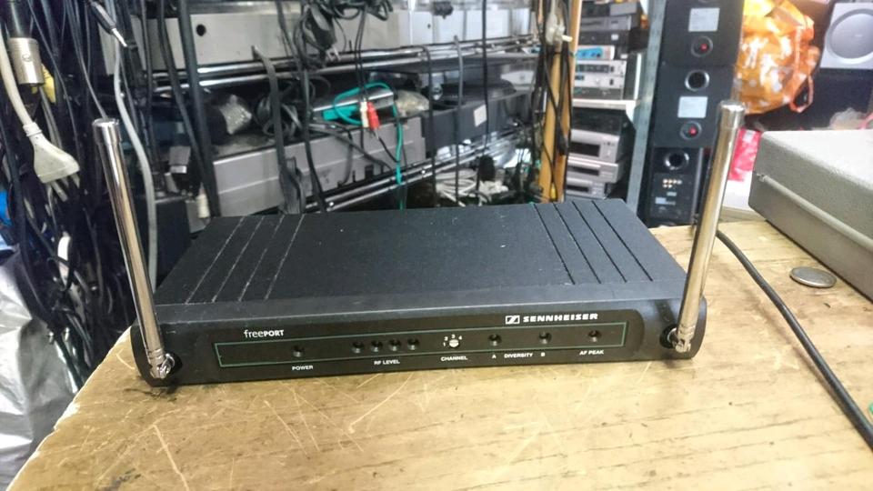 SENNHEISER EM 1-E Receiver + SKM 3-E, Mikrofon, guter Zustand!!