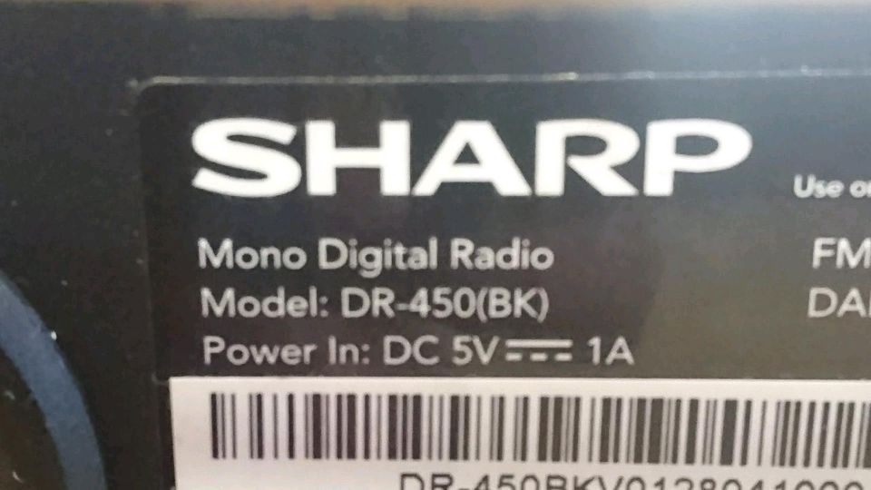 SHARP DR-450 (BK), DAB/DAB+ Digital-Radio mit Universal-Adapter!