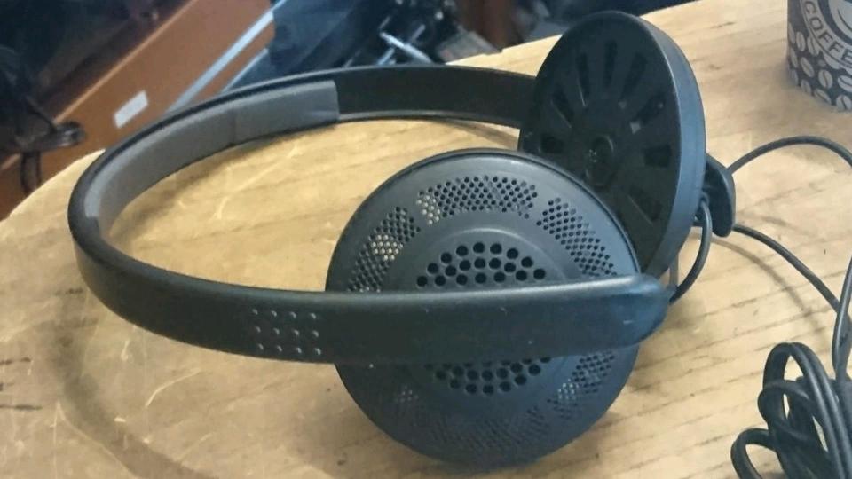 SENNHEISER HD 433, Kopfhörer OHNE Ohrpolster!!