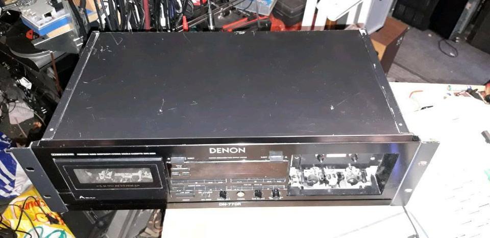 DENON DN-770R, Doppelcassetten-Deck, rechte Cassettenklappe fehlt