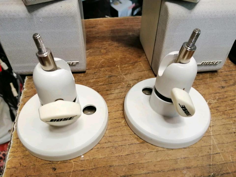 BOSE Lifestyle Series II, 2 Boxen mit Halterungen, guter Zustand!