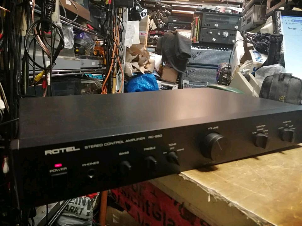 ROTEL RC-850 Stereo Control Amplifier/Vorverstärker!!!