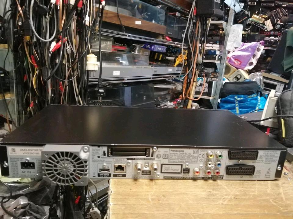 PANASONIC DMR-BS750, Blu-Ray-Recorder, 250 GB Festplatte HDD!!
