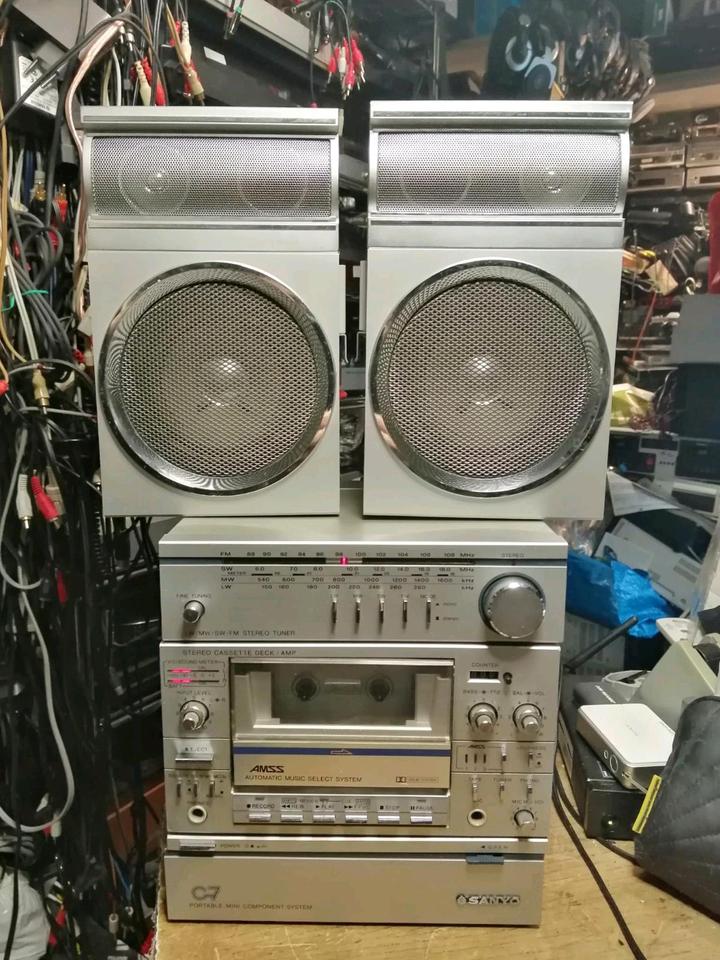 SANYO-Musikanlage: C7P/C7T/C7D + 2 C7S!!
