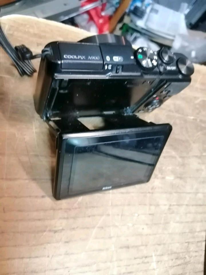 NIKON COOLPIX a900, Digital-Kamera, DEFEKT!!