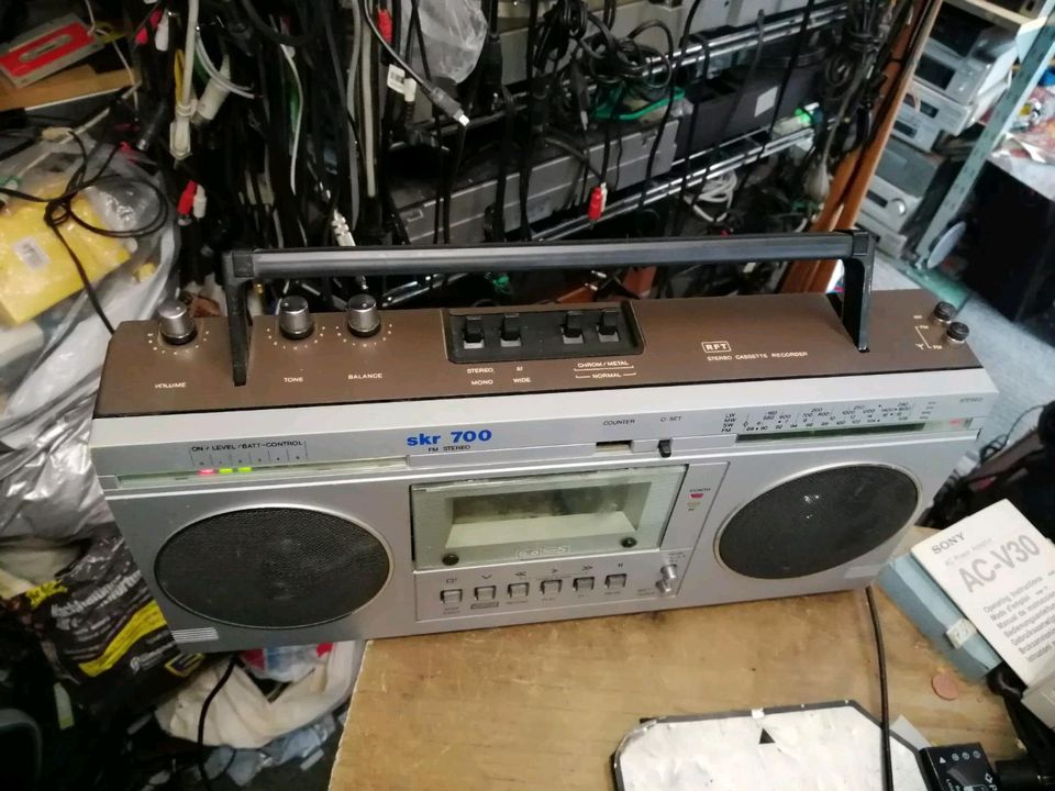 RFT SKR 700, Radio-Cassetten-Recorder mit NEUEN Antriebsriemen!!