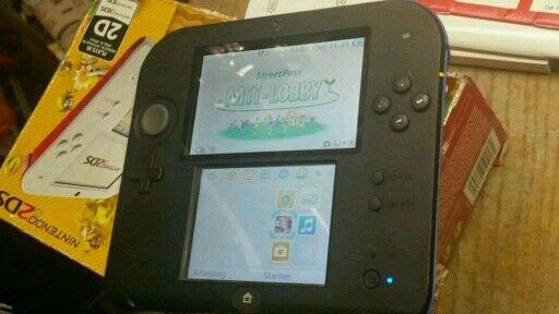 NINTENDO 2DS,Pocket-Konsole, schwarz, ohne Spiele!