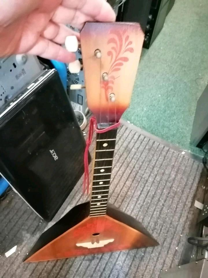 RUSSISCHE BALALAIKA, Baujahr: 1982, 3 Saiten, guter Zustand!!!