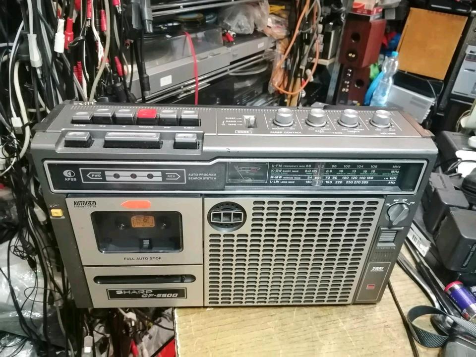 SHARP GF-6500, Radio-Cassetten-Recorder, etwas DEFEKT!!