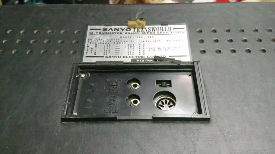 SANYO Senator de Luxe, Radio, funktioniert, hat einige Mängel