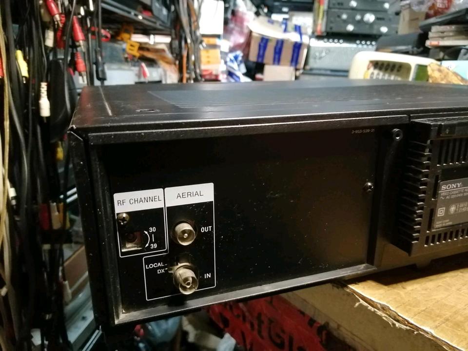 SONY SLV-E9VC, Videocassettenrecorder, DEFEKT!!!