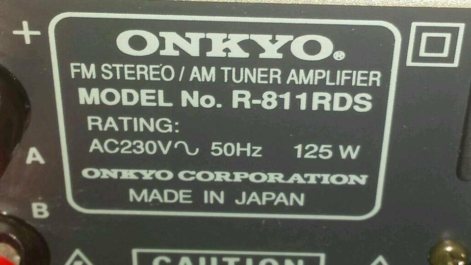 ONKYO R-811RDS; FM/AM Tuner Amplifier