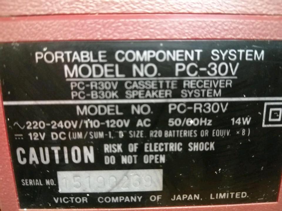 JVC PC-30V Radio-Cassetten-Recorder, etwas DEFEKT!!!