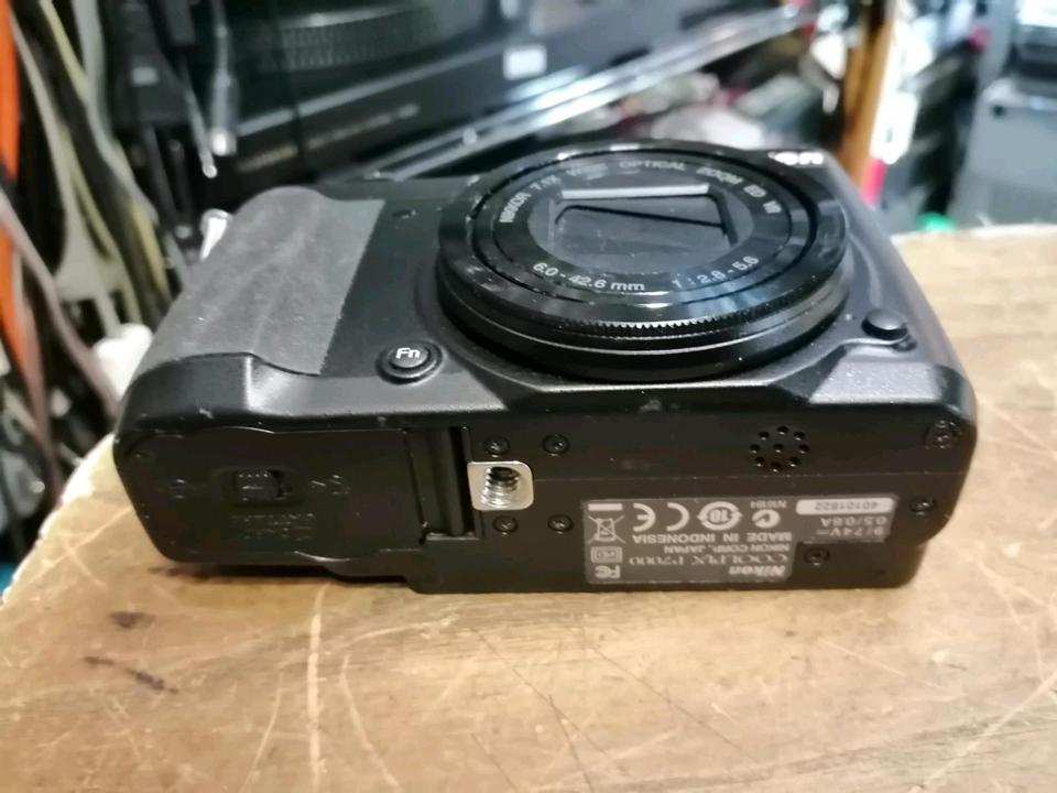 NIKON COOLPIX S7000, Digital-Kamera mit Zubehör!!