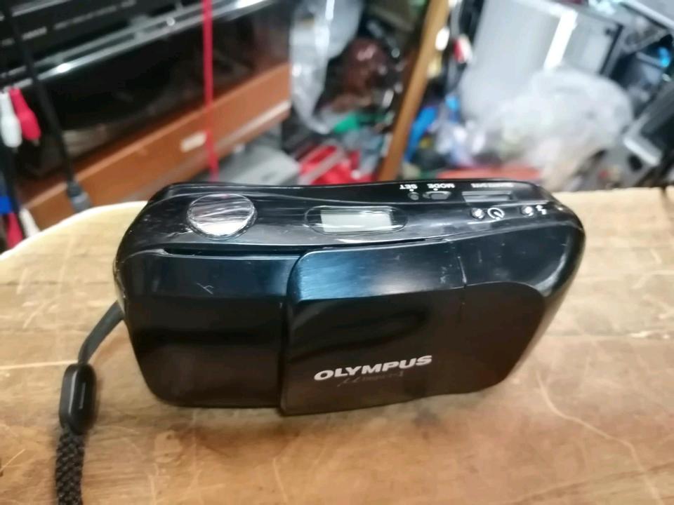 OLYMPUS Mju-1 Analog-Kamera mit 2 Displays, DEFEKT!!